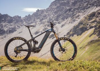 Mondraker E-Crusher RR + revisión |  Revista E-MOUNTAINBIKE