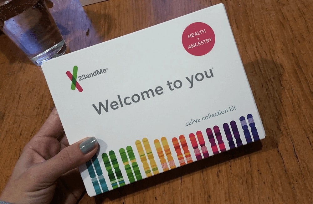 23andMe-saliva-collection-kit