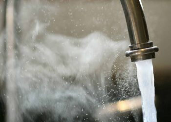¿Me ahorrará dinero una bomba de recirculación que ahorra agua?